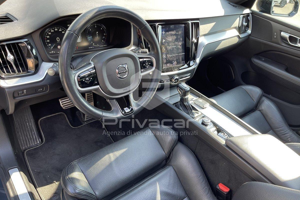 VOLVO V60 D4 Geartronic R-design