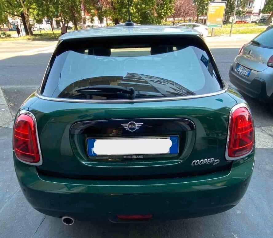 Mini 1.5 Cooper D 5 porte AUTOM. NAVY CARPLAY PREZZO REALE