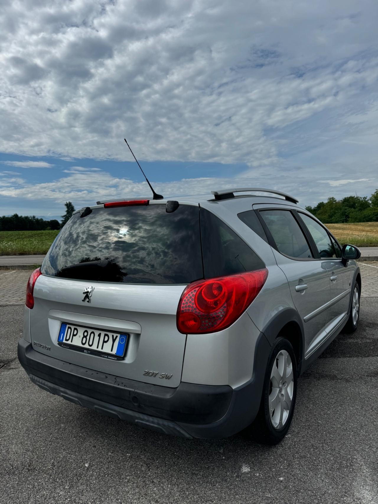 Peugeot 207 1.6 HDi 90CV SW Outdoor