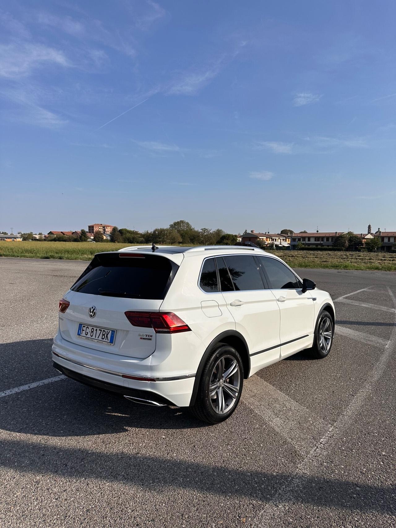 Volkswagen Tiguan 2.0 TDI SCR DSG 4MOTION Executive BMT