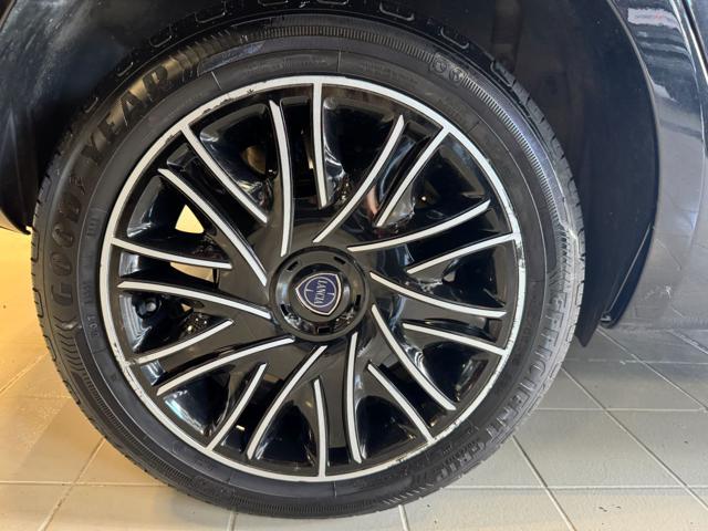 LANCIA Ypsilon 1.0 FireFly 5 porte S&S Hybrid Gold