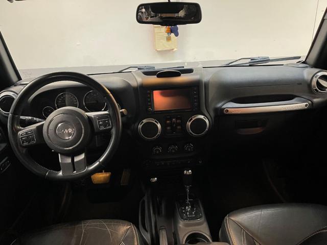 JEEP Wrangler Unlimited 2.8 CRD DPF Sahara Auto