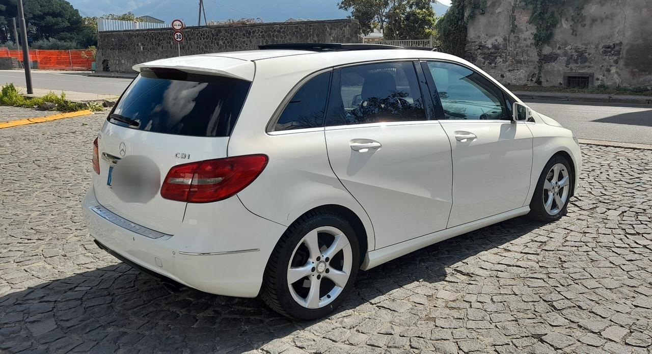 Mercedes-benz B 200 CDI BlueEFFICIENCY Executive
