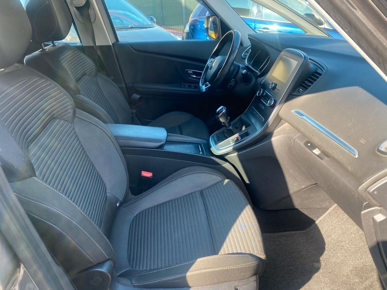 Renault Scenic Scénic dCi 130 CV Energy Sport Edition2