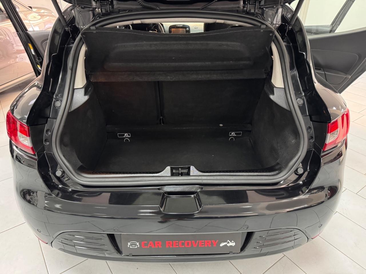 Renault Clio dCi 8V 75 CV 5 porte Moschino Intens