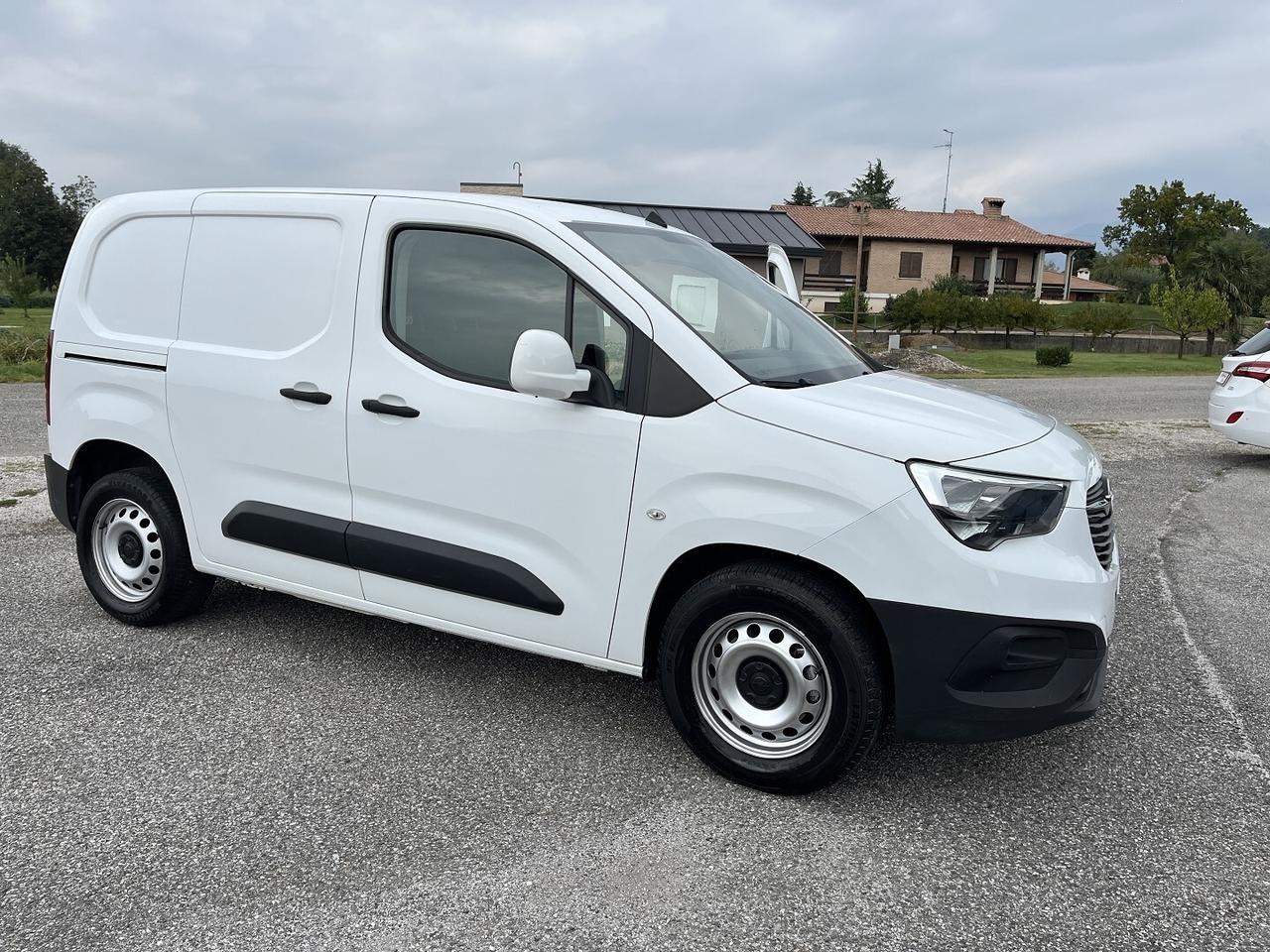 OPEL COMBO CARGO 1600 CC DIESEL 3 POSTI N1