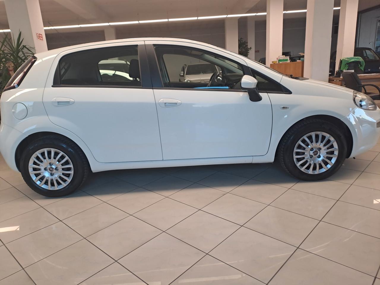 Fiat Punto 1.3 MJT II S&S 85 CV 5 porte ECO Lounge