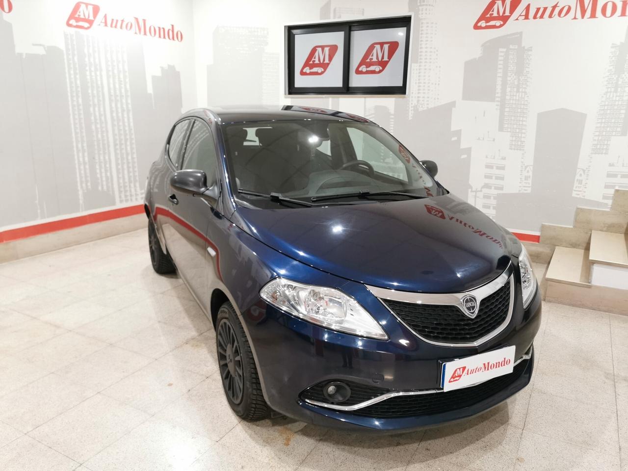 Lancia Ypsilon 1.2 69 CV 5 porte S&S Gold