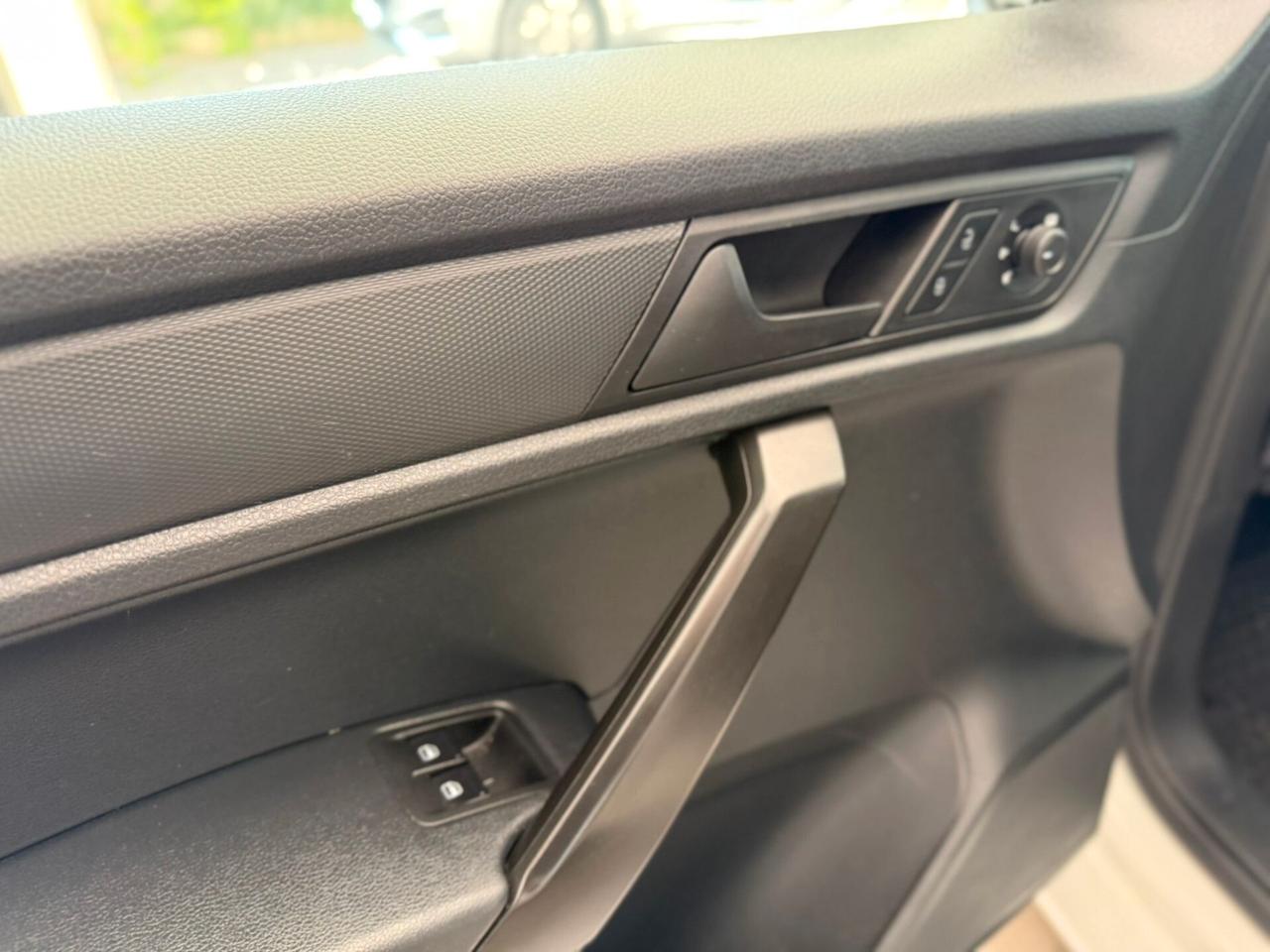 Volkswagen Caddy 1.4 TGI DSG 2018