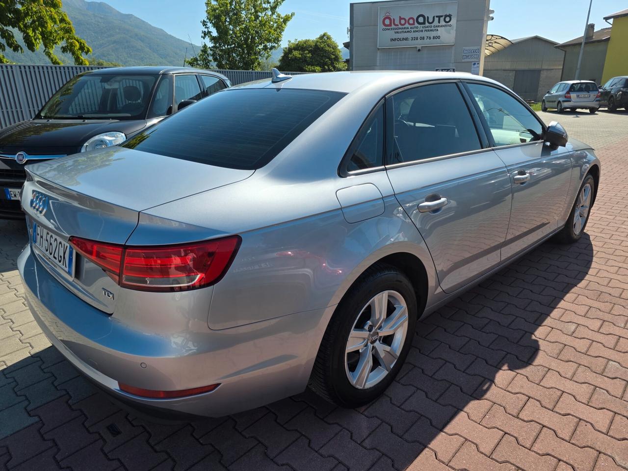 Audi A4 2.0 TDI 122CV Business Sport garantita 12M