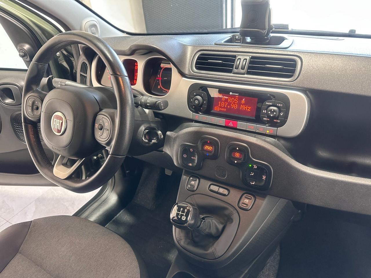 Fiat Panda 1.3 MJT CROSS - UNICO PROP - FULL - DA