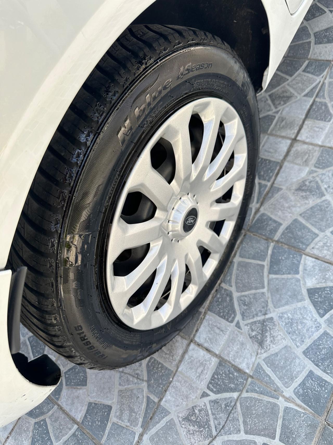 Ford Fiesta 1.5 TDCi 75CV 5 porte