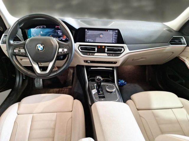 BMW 318 d 48V Luxury