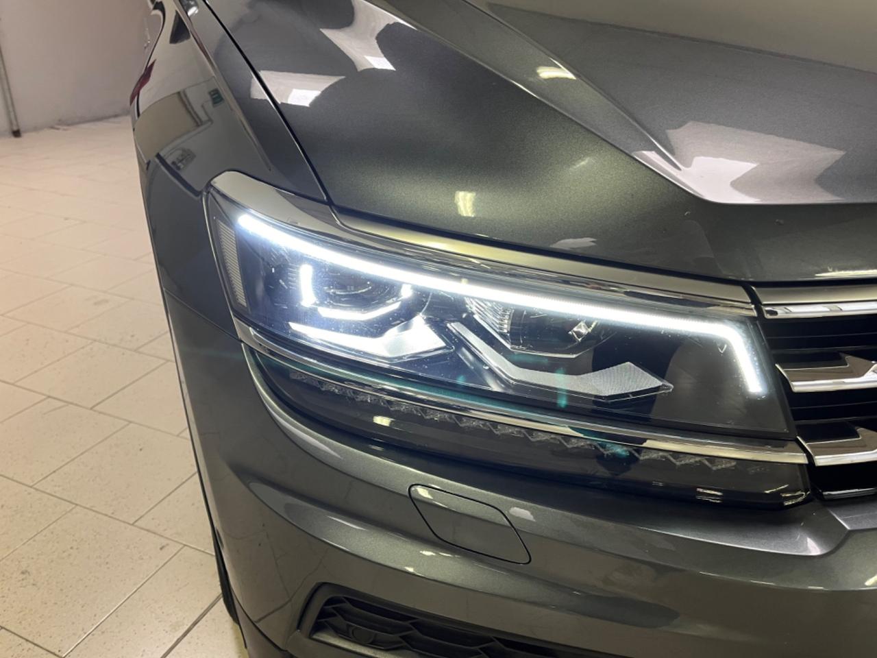 Volkswagen Tiguan Allspace 2.0 TDI 4x4 *tetto panoramico