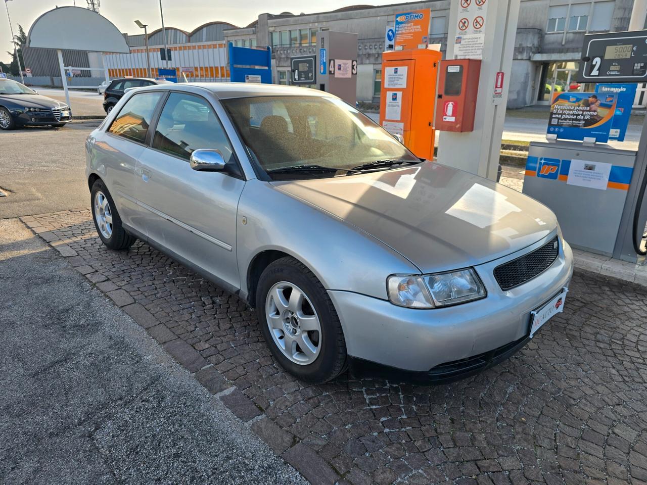 Audi A3 1.6 cat 3p. Con 284.000km