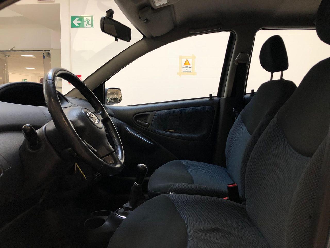 Toyota Yaris 5p 1.0 Expo