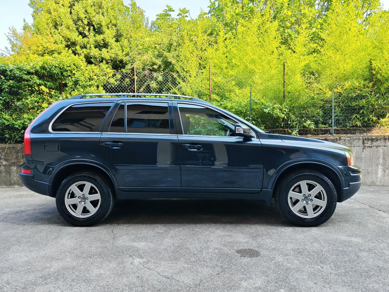 Volvo XC90 2.4 DIESEL 185cv D5 AWD / Unipro