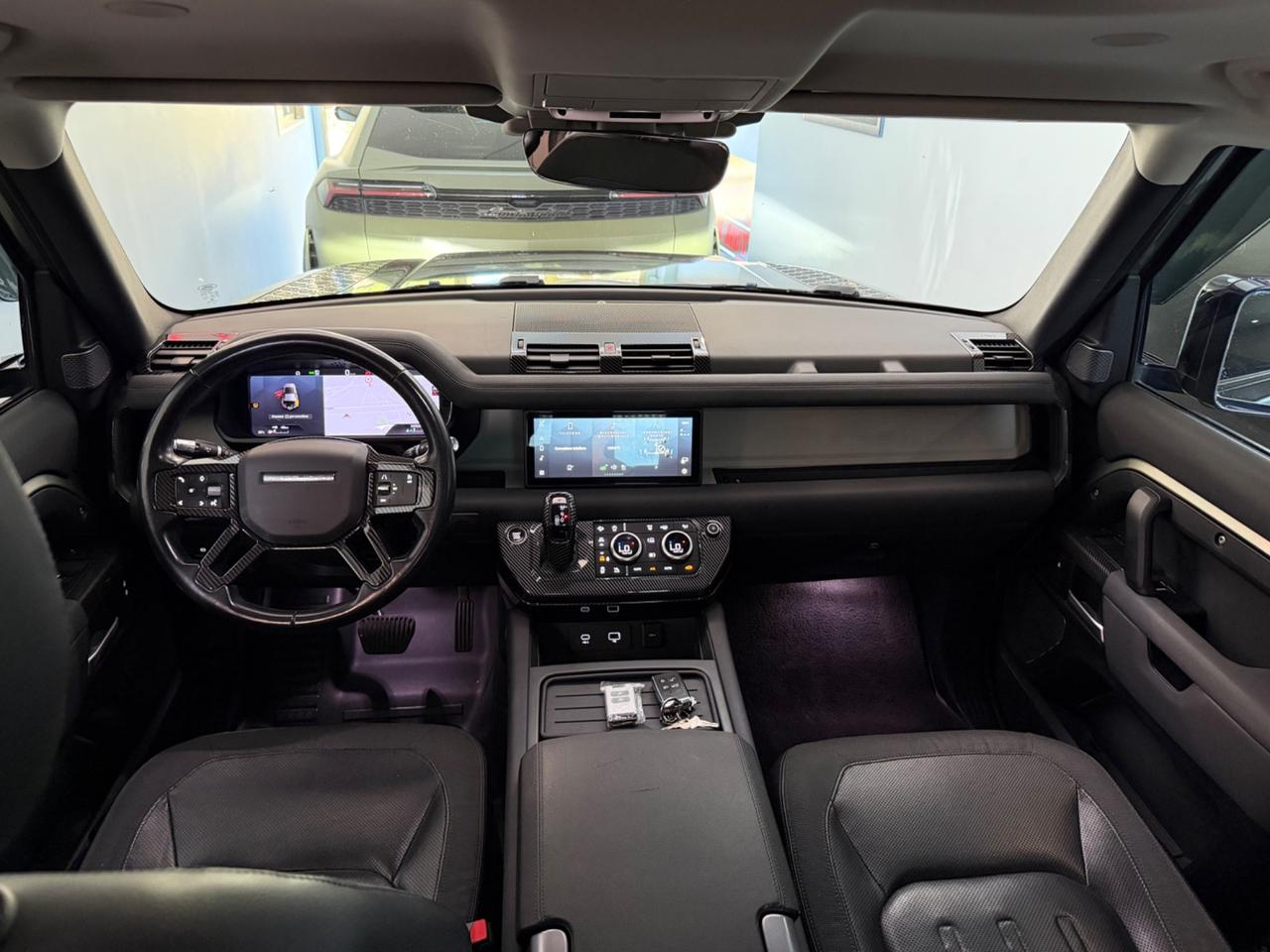 Defender 110 2.0 SD4 240CV AWD Auto 72 Yrs. WEB Edition