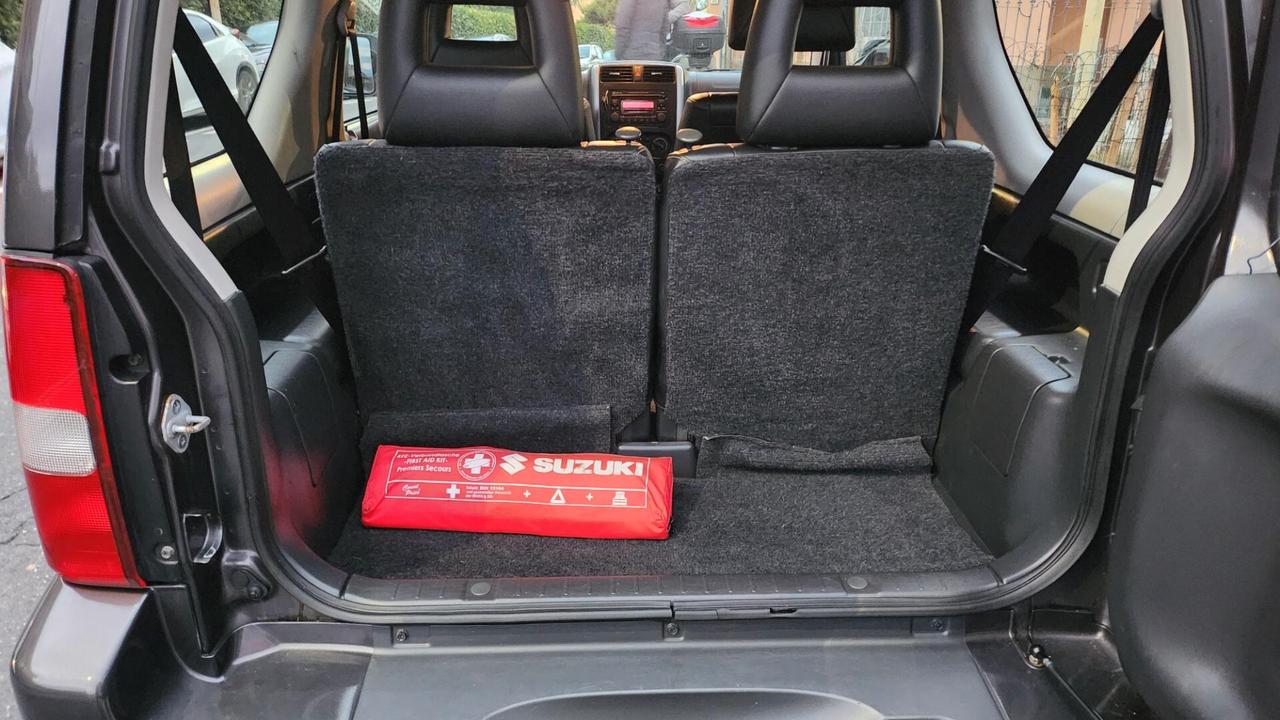 Suzuki Jimny 1.3i 16V cat 4WD Special