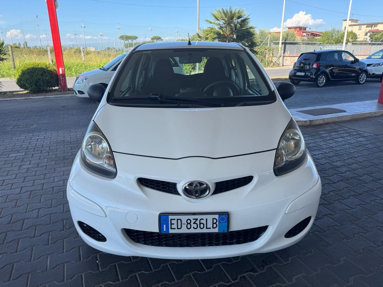 Toyota Aygo 1.0 12V VVT-i 5 porte Sol Connect