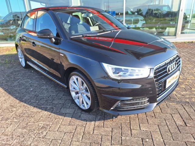 Audi A1 Sportback 1.0 tfsi ultra S-Line 95cv - Cerchi X 17 - Sedili riscaldabili - Sensori parcheggio - Pneumatici 4 stagioni