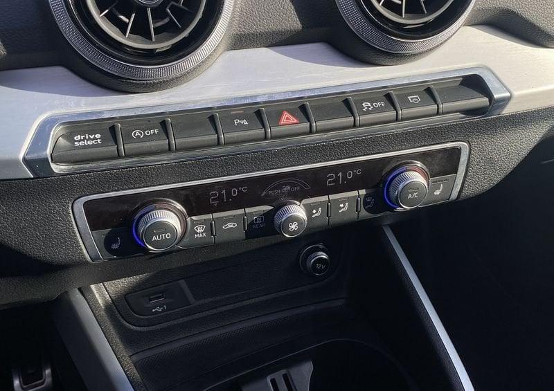 Audi Q2 S Line interno ed esterno 2.0 TDI 116CV s-tronic 30