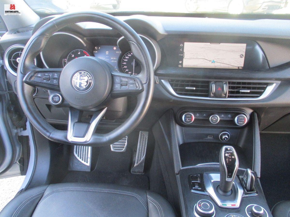 A.R.Stelvio 2.2 T.diesel 190cv AT8 RWD Exec.-2021 FULL
