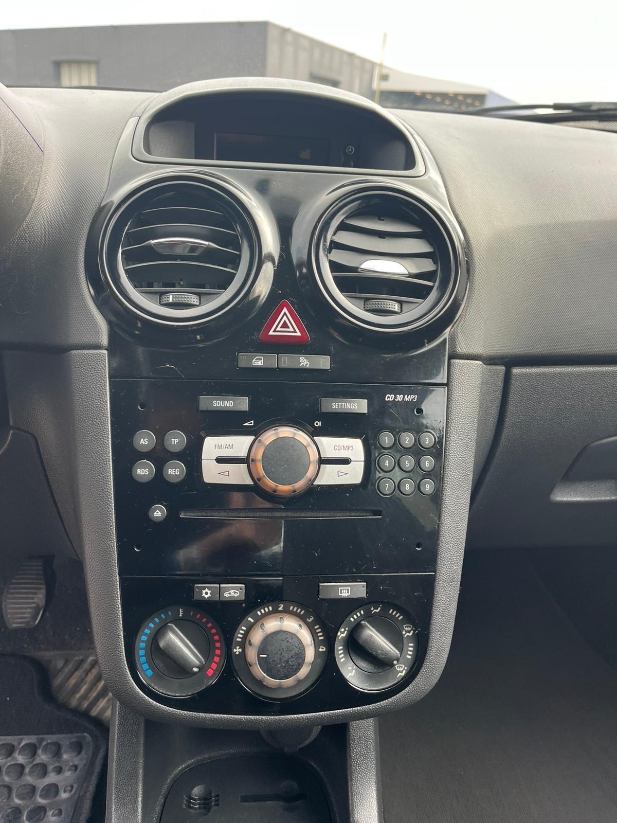 Opel Corsa 1.2 5p Edition 117000 km GARANZIA 12 m