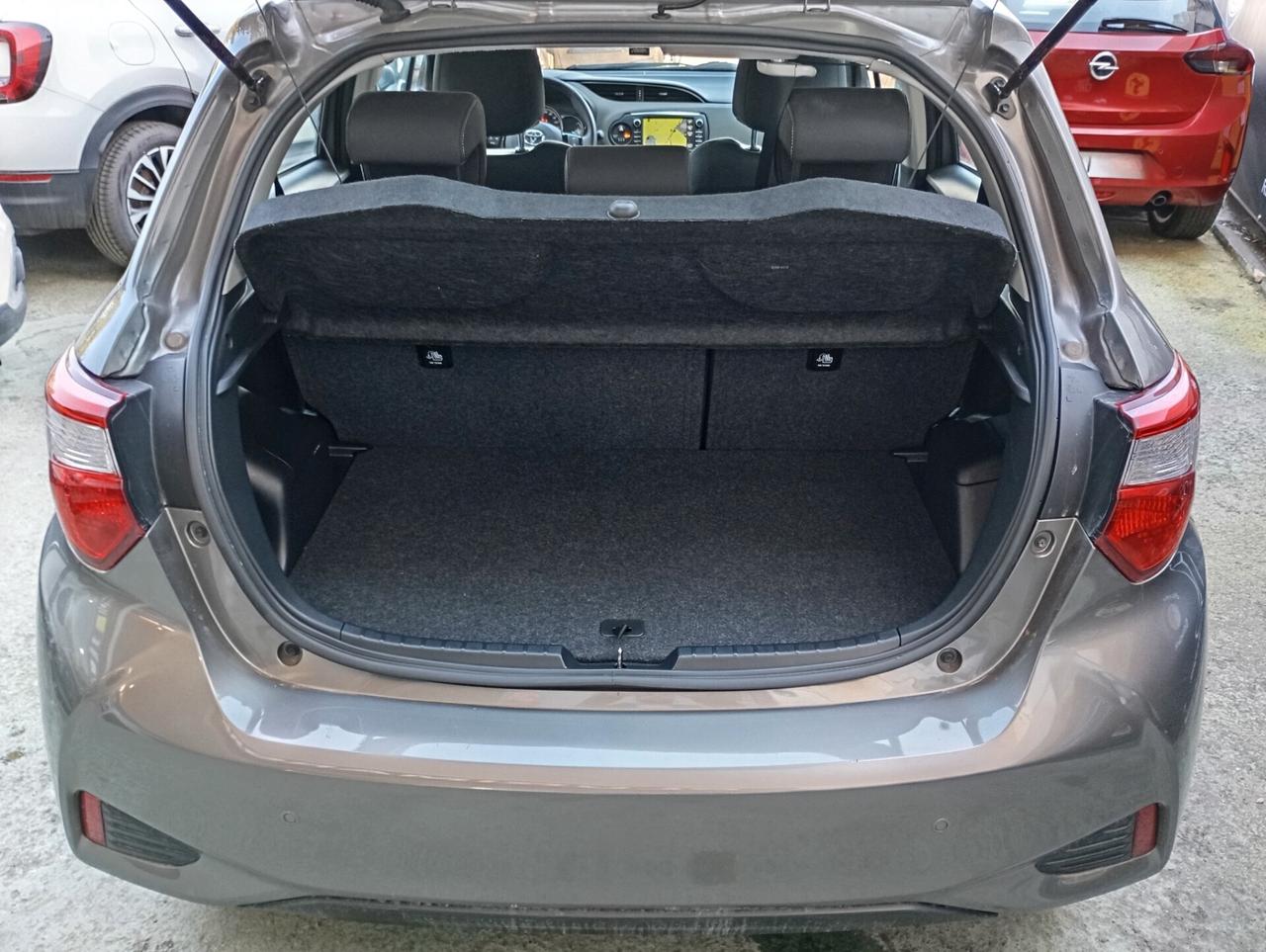 Toyota Yaris 5P 1.5 Hybrid Business Aut.