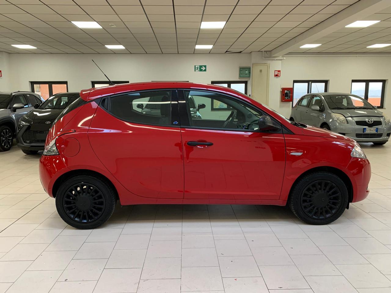 Lancia Ypsilon 1.2 Gold ecochic Gpl 69cv my16