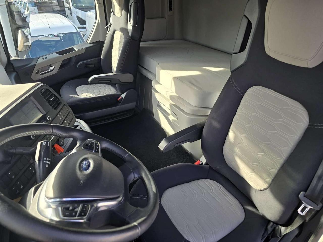 FORD FMAX 500 2023 RETARDER