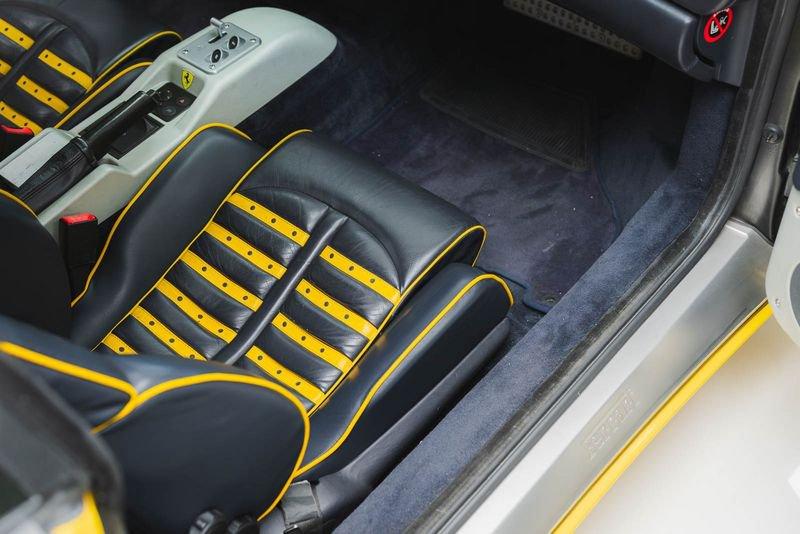 Ferrari 360 FERRARI 360 MODENA