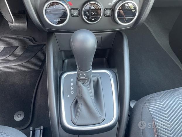 FIAT Tipo Hatchback My22 1.5 Hybrid130cv Dc N67265