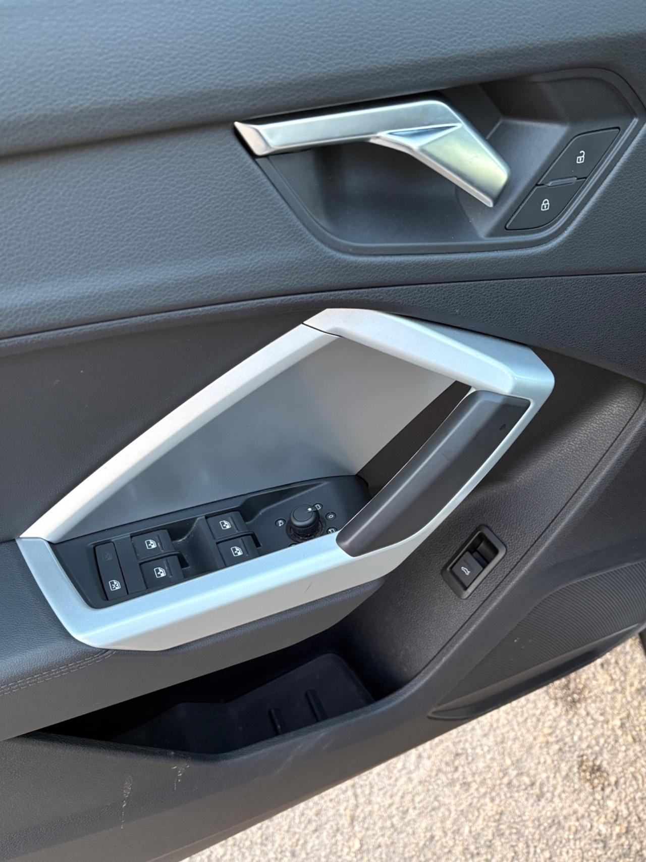 Audi Q3 35 TDI Sportback s line edition