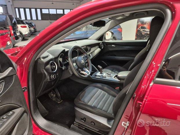 Alfa Romeo Stelvio 2.2 Turbodiesel 160 CV AT8 RWD