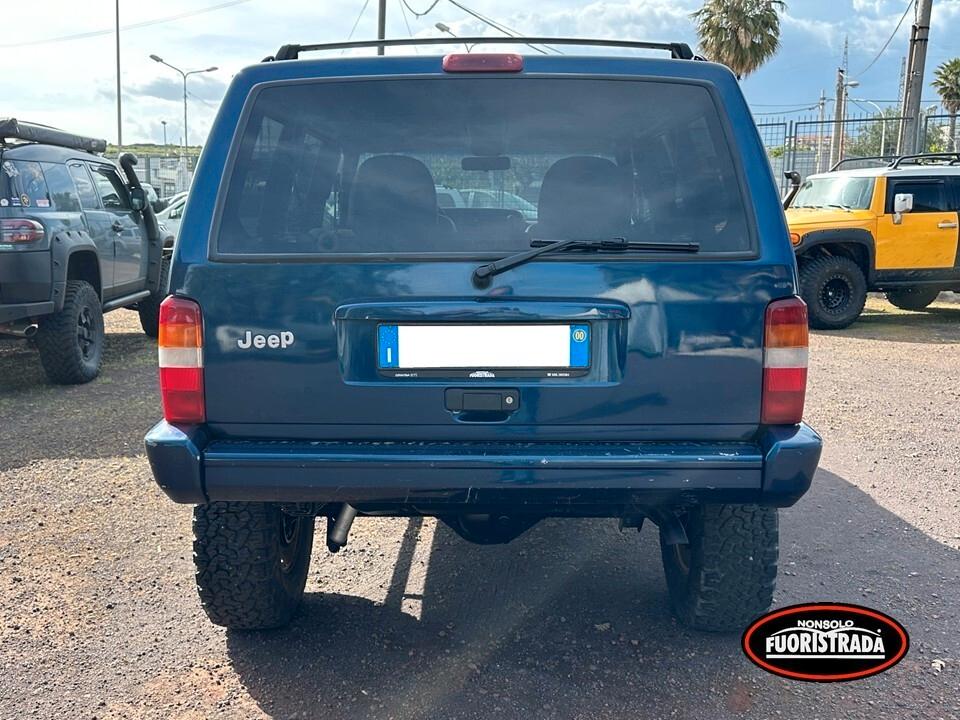 Jeep Cherokee 2.5 TD 5 Porte Sport