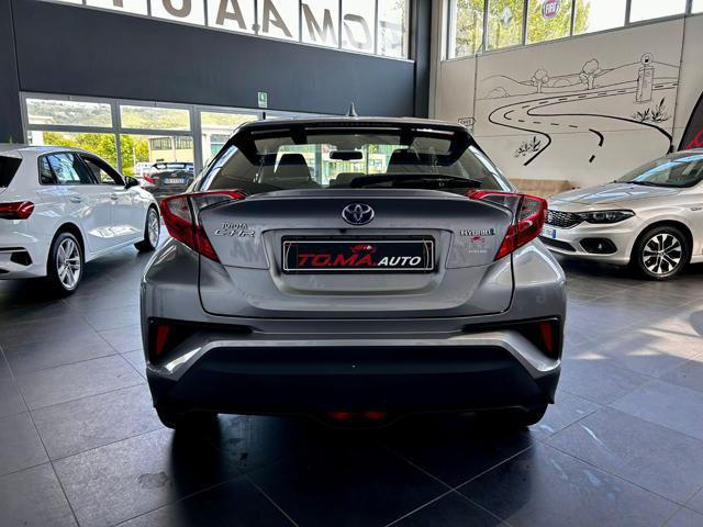 TOYOTA C-HR 1.8 Hybrid E-CVT Business