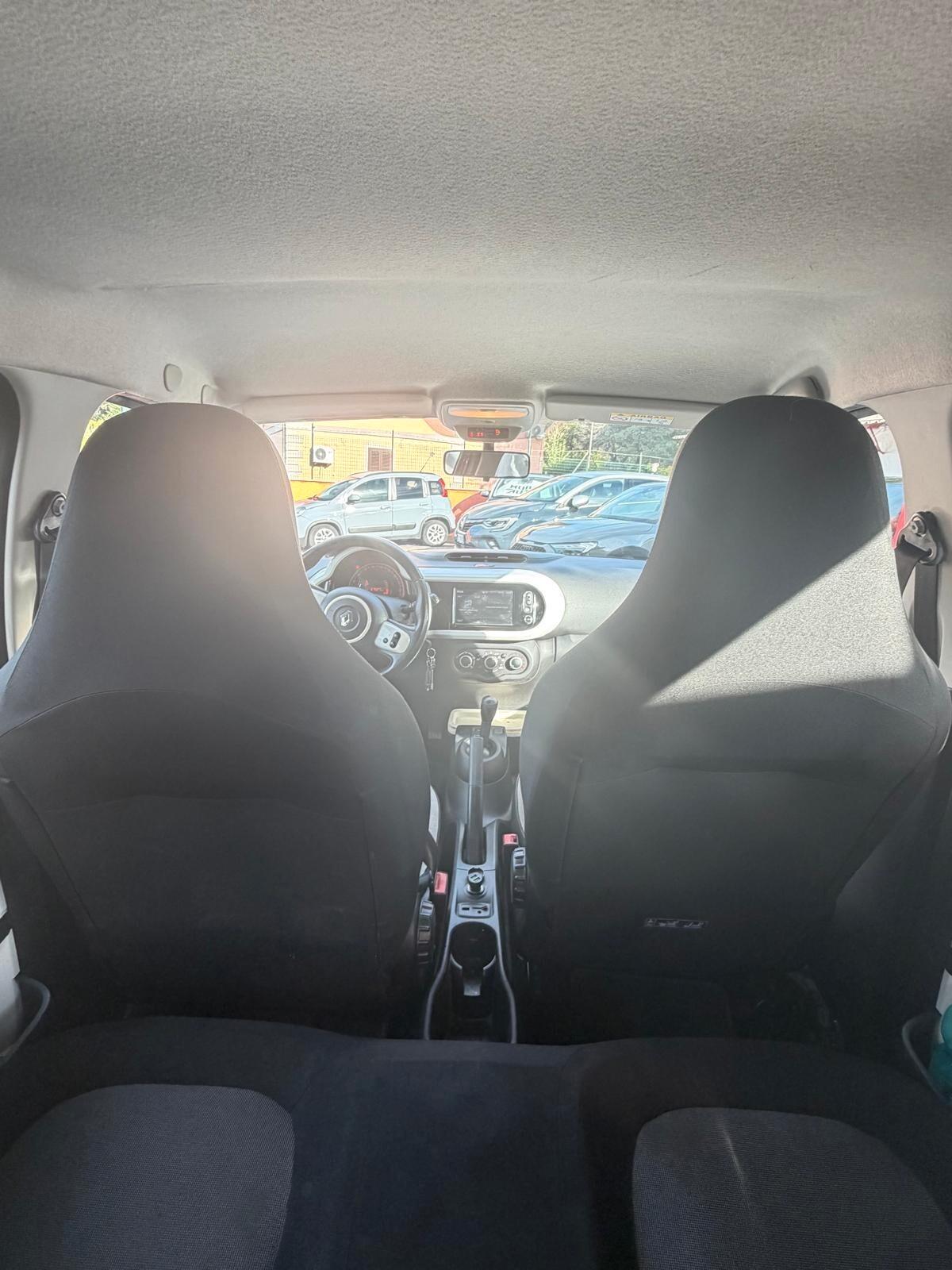 Renault Twingo SCe EDC La Parisienne