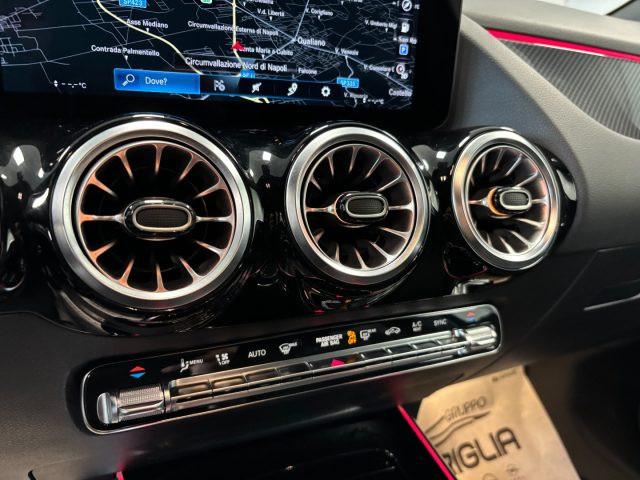 MERCEDES-BENZ GLA 180 d AMG Premium Automatico