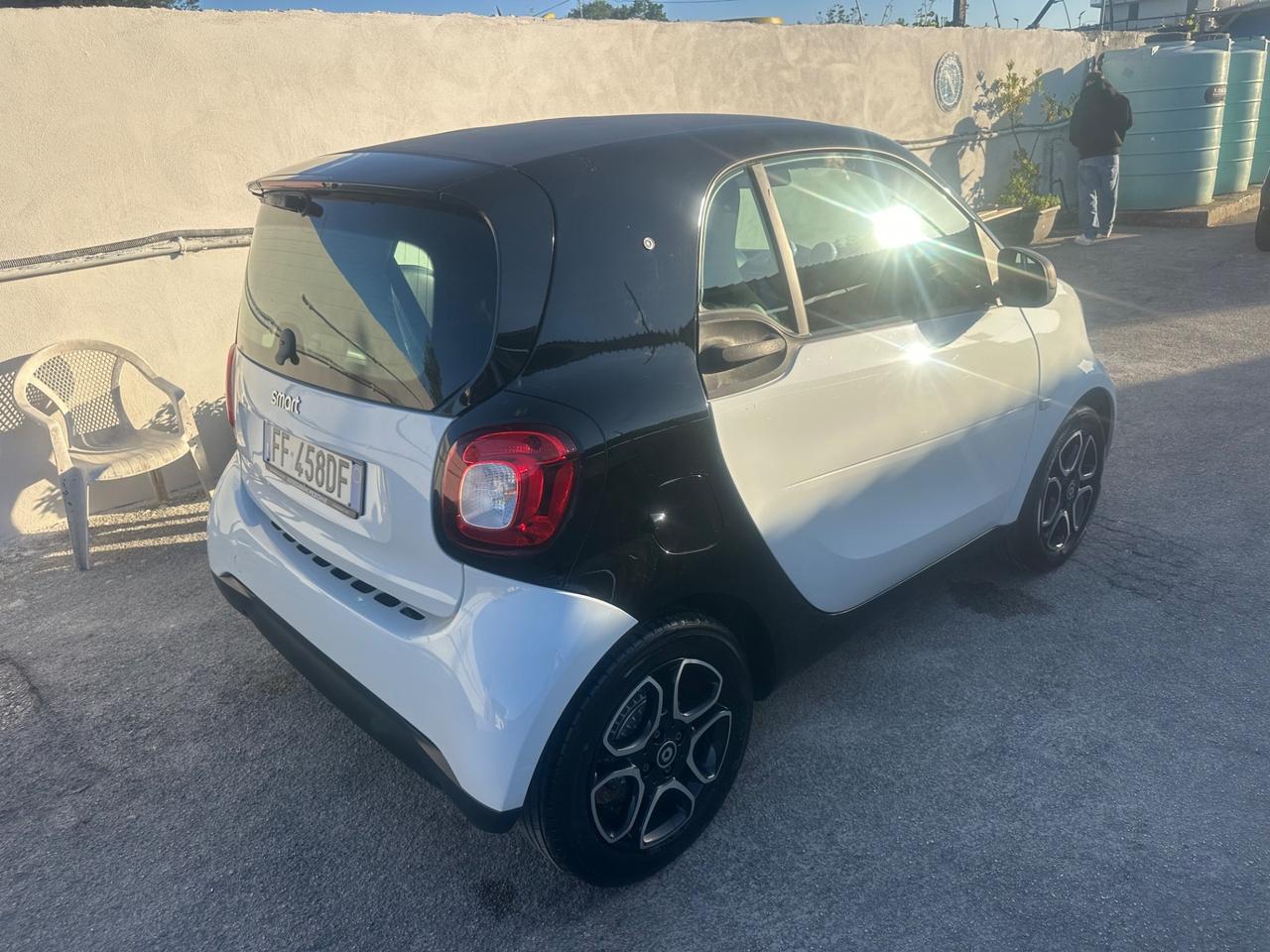 Smart ForTwo 1.0 71CV MANUALE