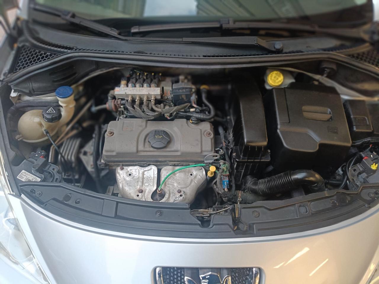 PEUGEOT 207 ENERGYECO-GPL-NEOPATENTATI-Euro3990