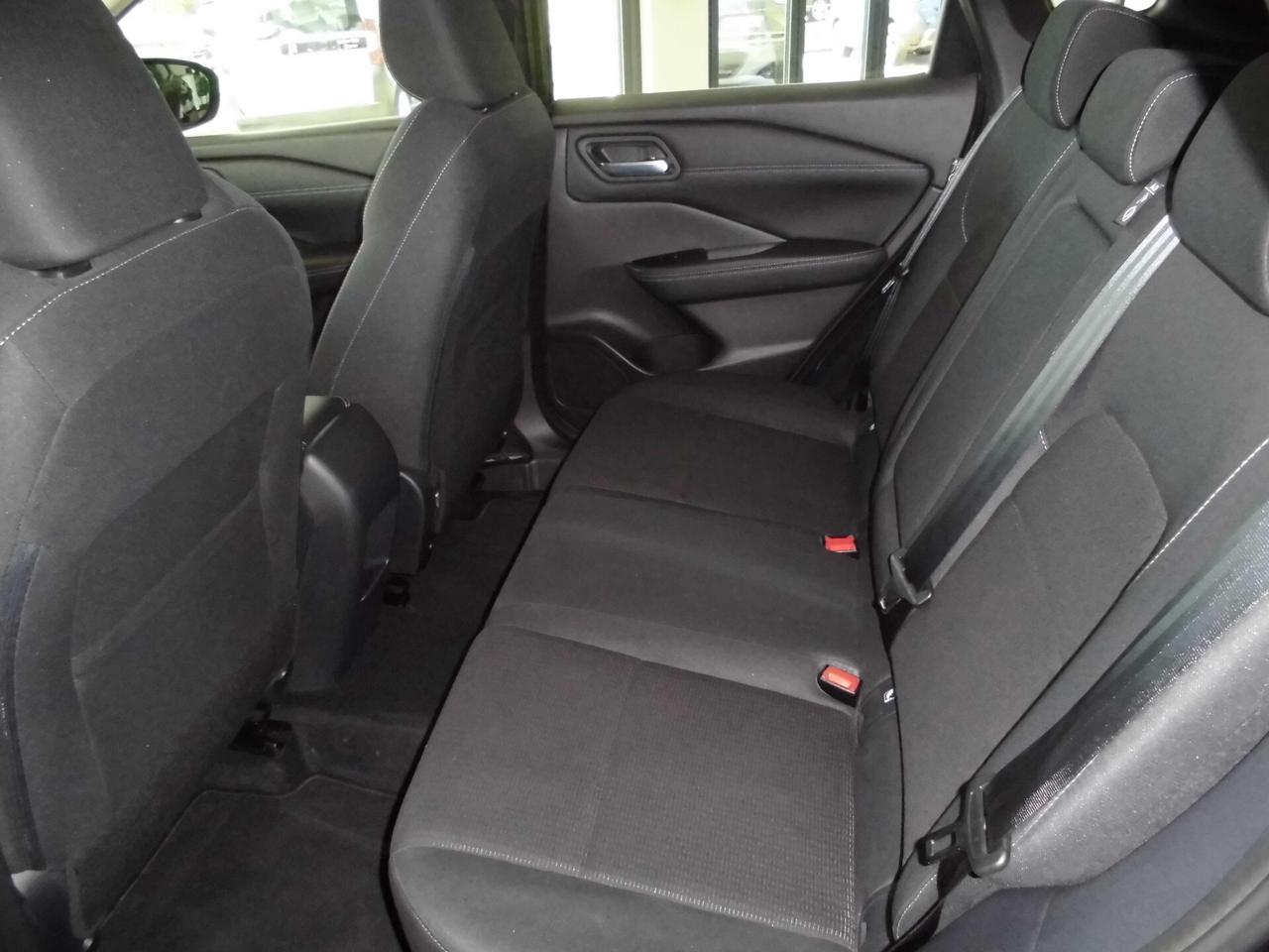 Nissan Qashqai MHEV 140 CV Business