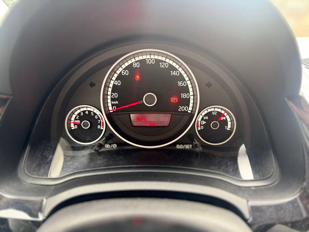 Volkswagen up! 5 Porte DOPPIO TRENO GOMME E CERCHI !