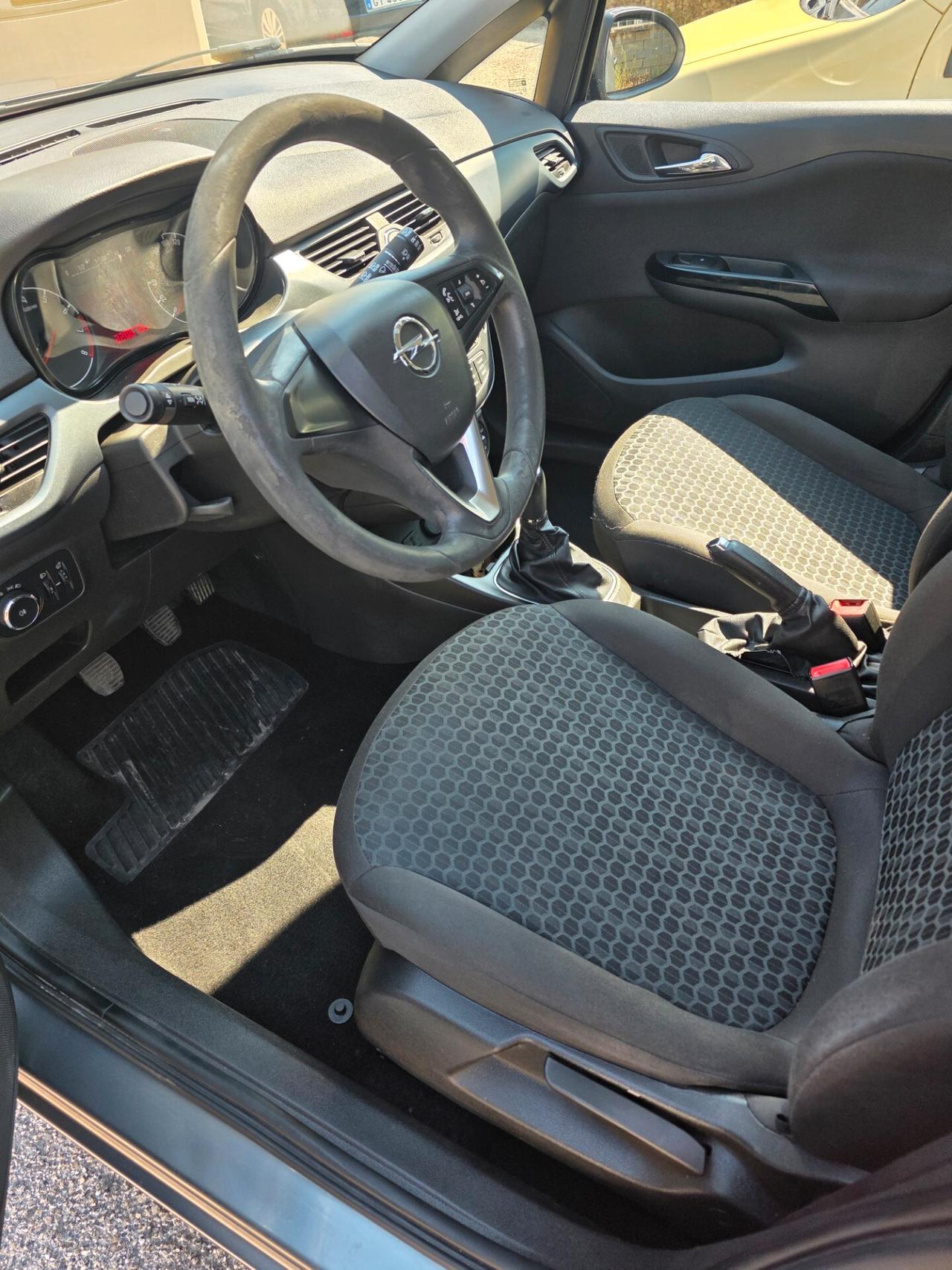 Opel Corsa 1.2 5 porte GPL