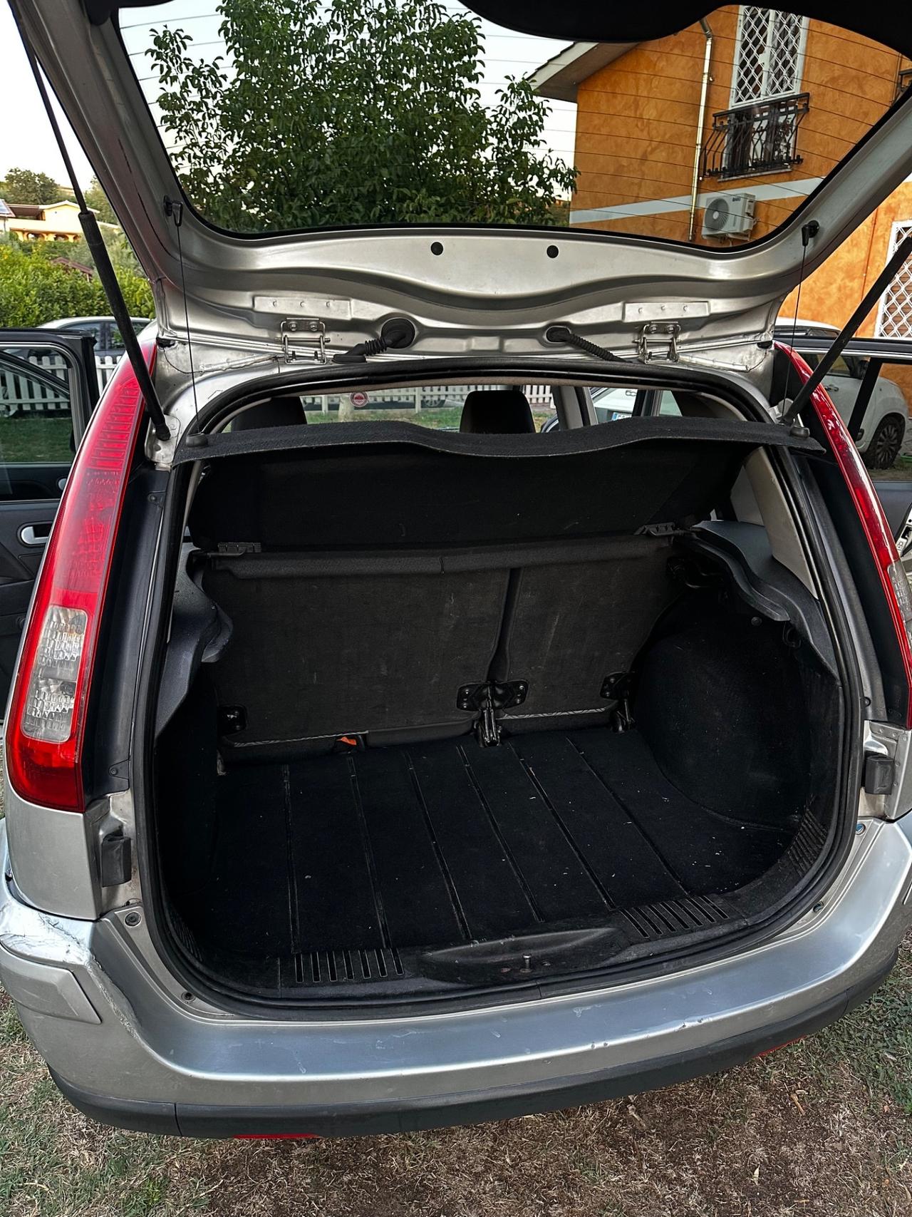 Ford Fusion 1.6 TDCi 5p. Collection