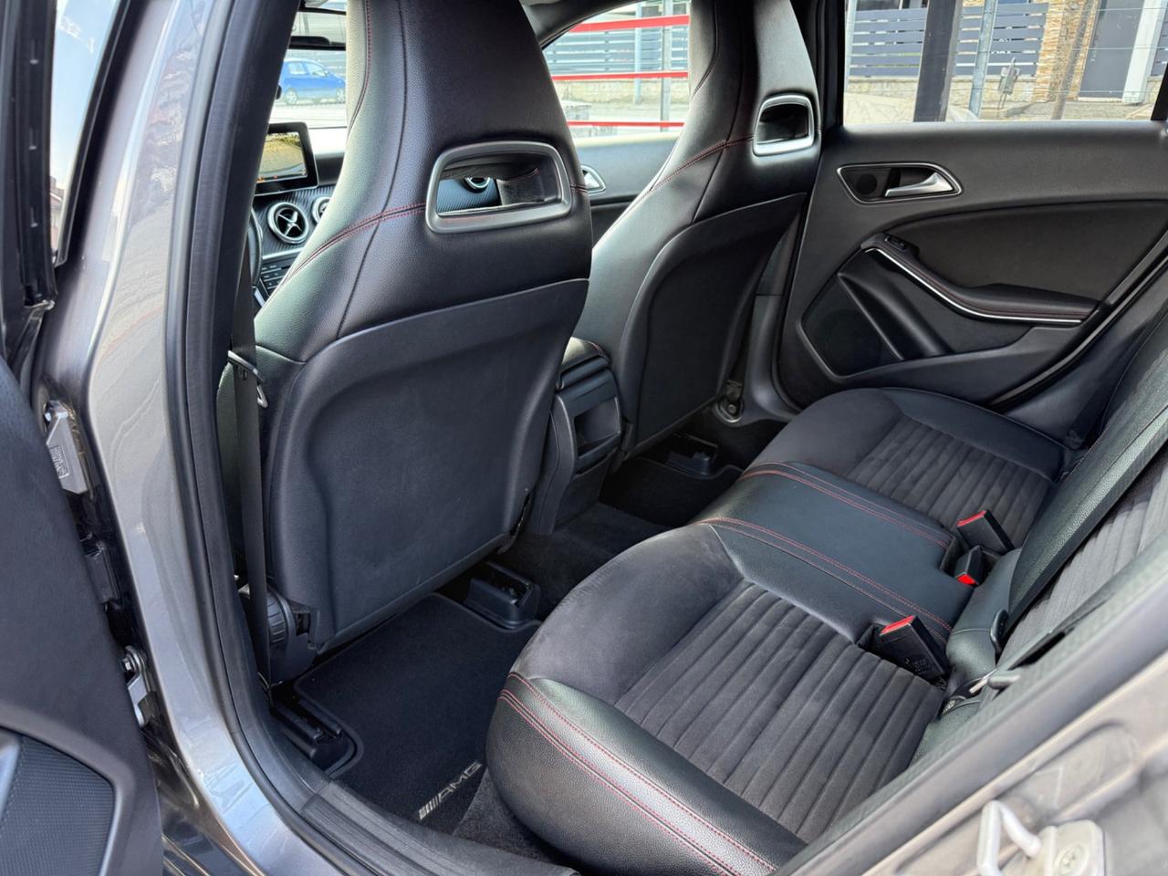 Mercedes-benz A 180 d Premium AMG NEOPATENTATI