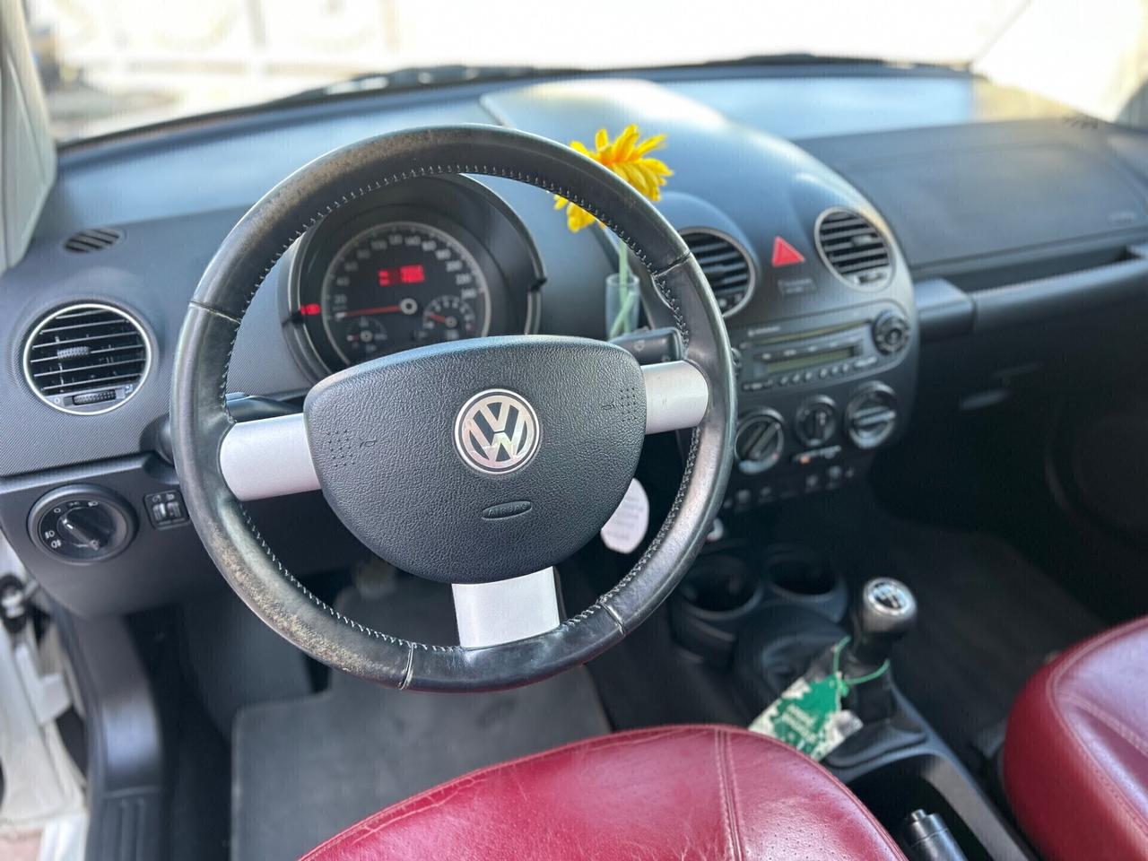 Volkswagen New Beetle 1.6 BENZINA