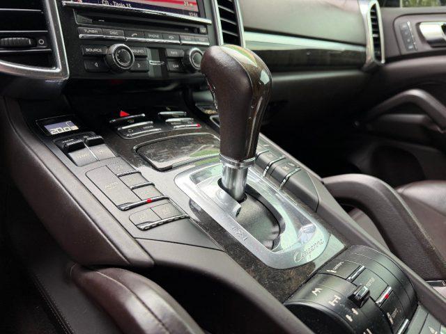PORSCHE Cayenne 3.0 V6 TDI 245CV TIPTRONIC TETTO PANORAMICO