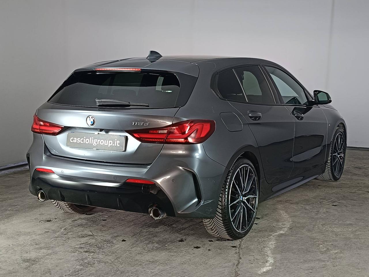 BMW Serie 1 F40 - 118d Msport auto