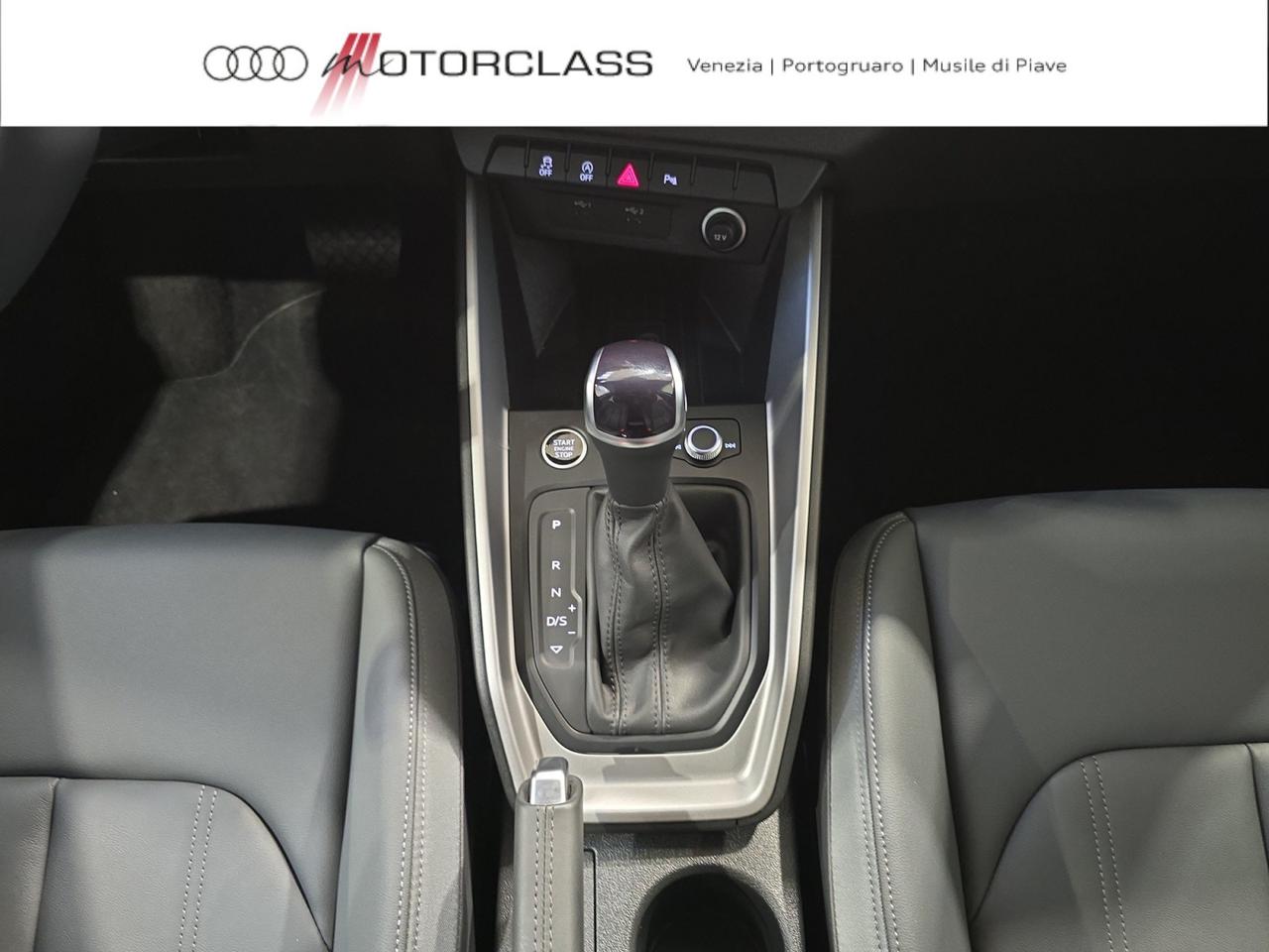Audi A1 allstreet 30 1.0 tfsi 116cv identity contrast s tronic